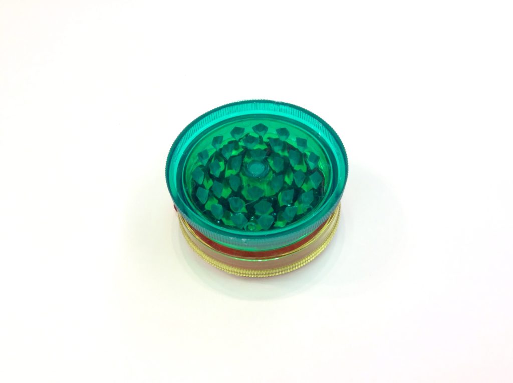 grinder rasta medium