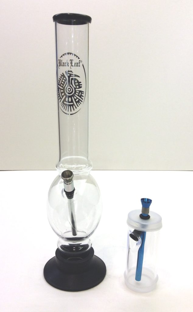BONG ACRYLIQUE A PERCOLATEUR