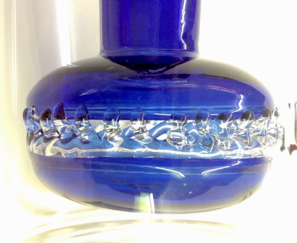 detail de la soucoupe fumante