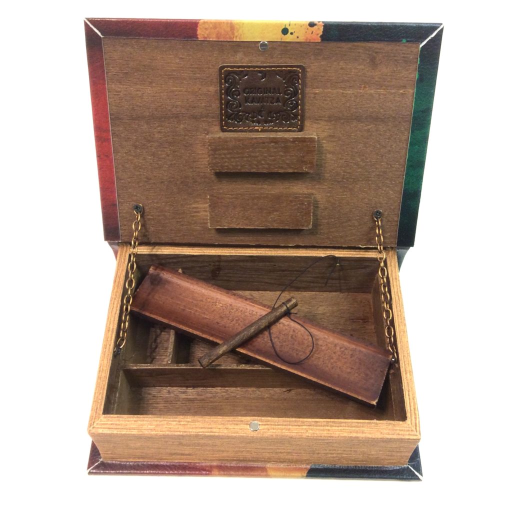 book of zion petit