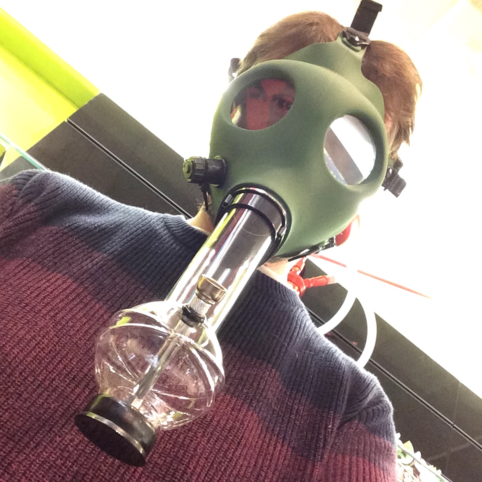 Masque à gaz vert