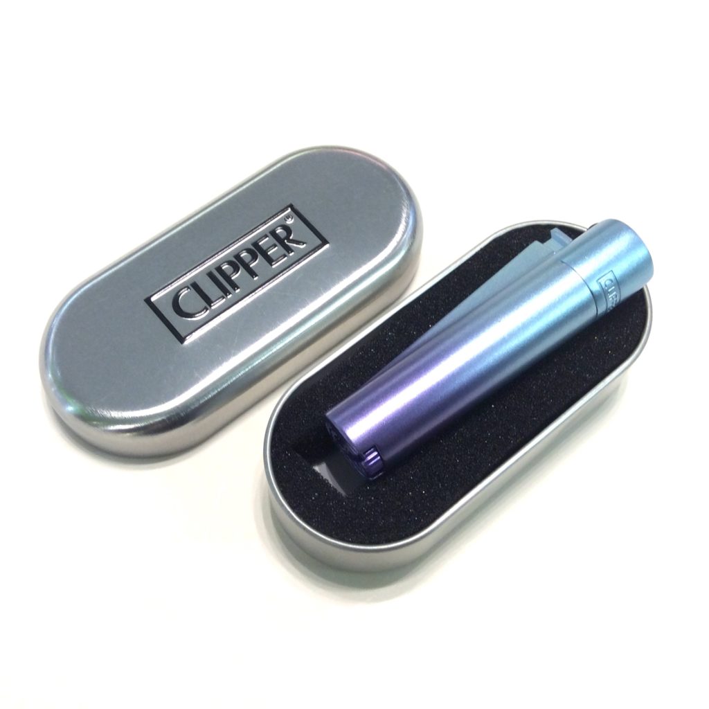 briquet clipper metal bleu