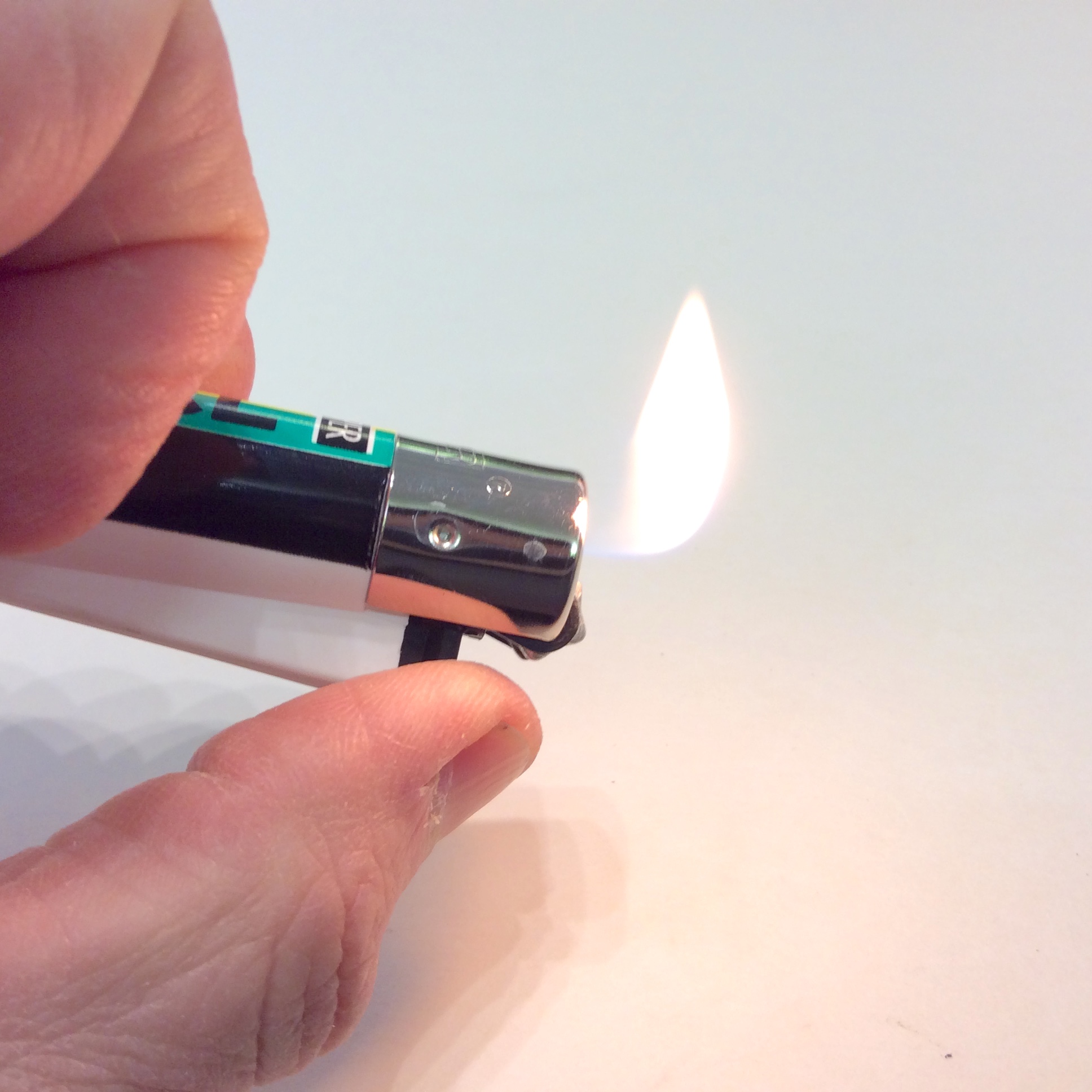 Comment changer la pierre de son briquet ? Natural Mystic