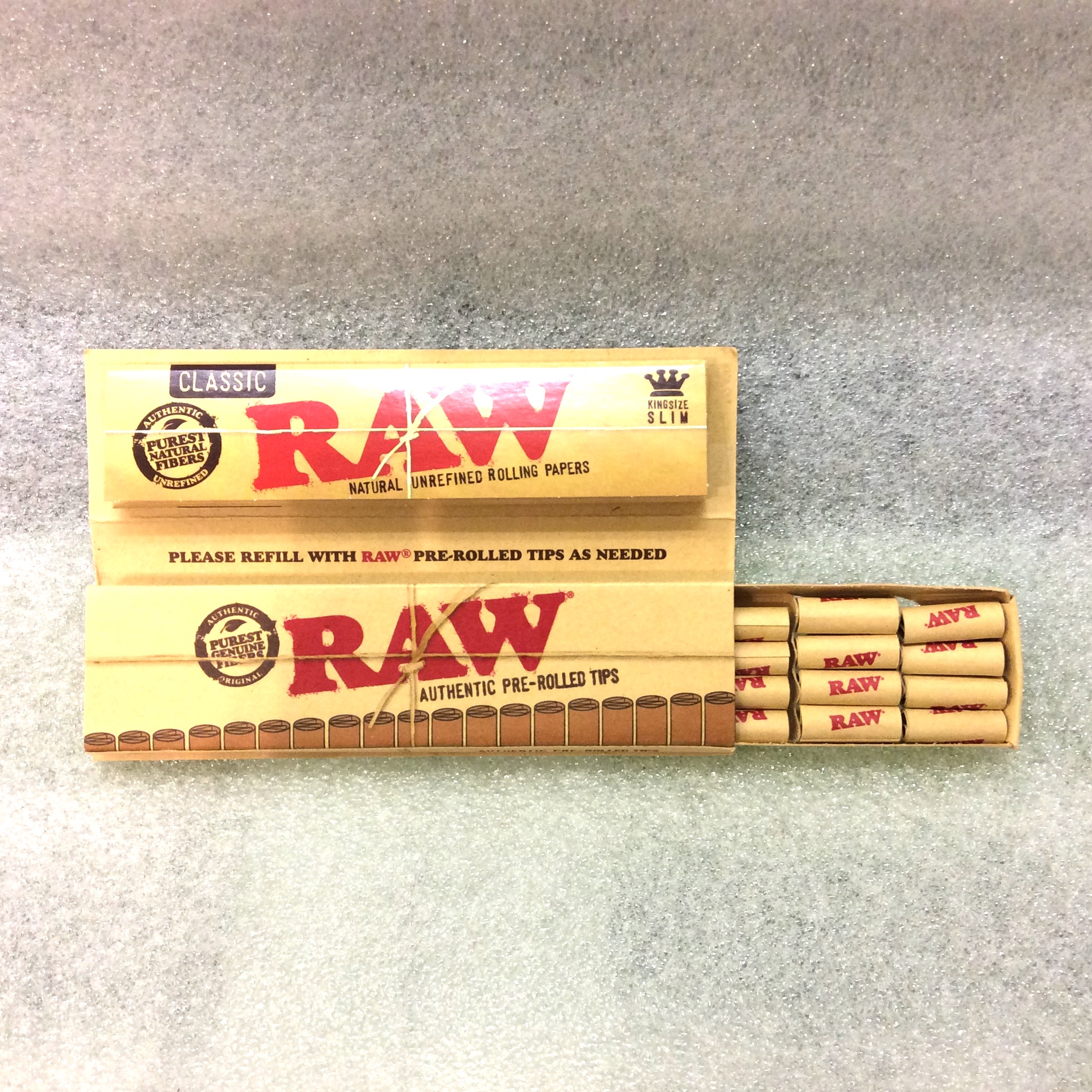 Feuilles RAW avec cartons pré-roulés – Natural Mystic