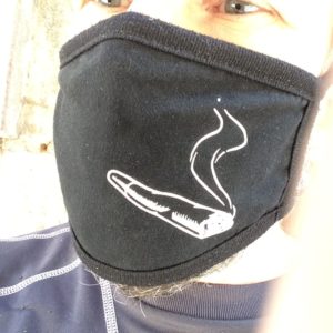 masque anti covid roulee