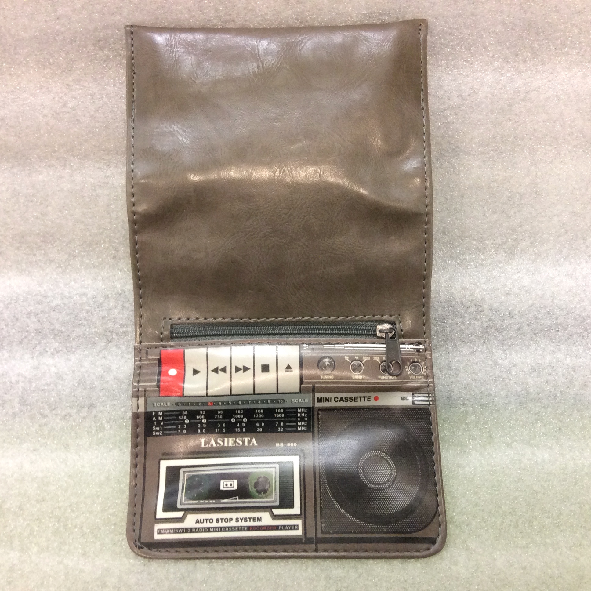 Blague à tabac aspect vintage Lecteur cassette - Mistersmoke