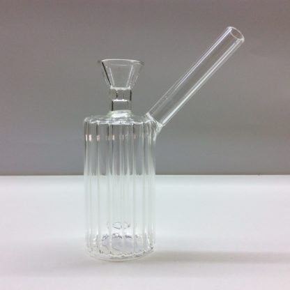 pipe en verre avec ou sans eau