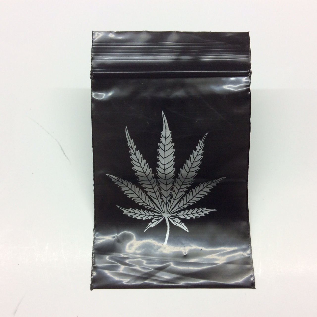 Pochons XL feuilles cannabis – Natural Mystic