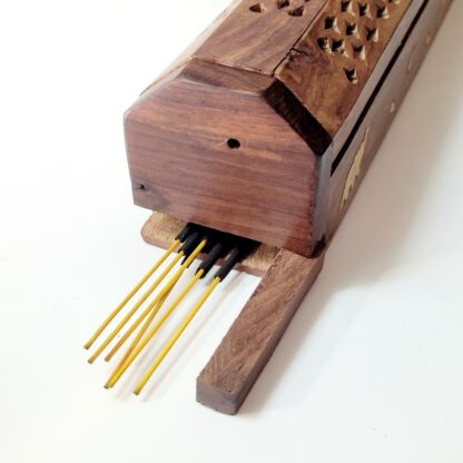 porte encens coffre espace stockage